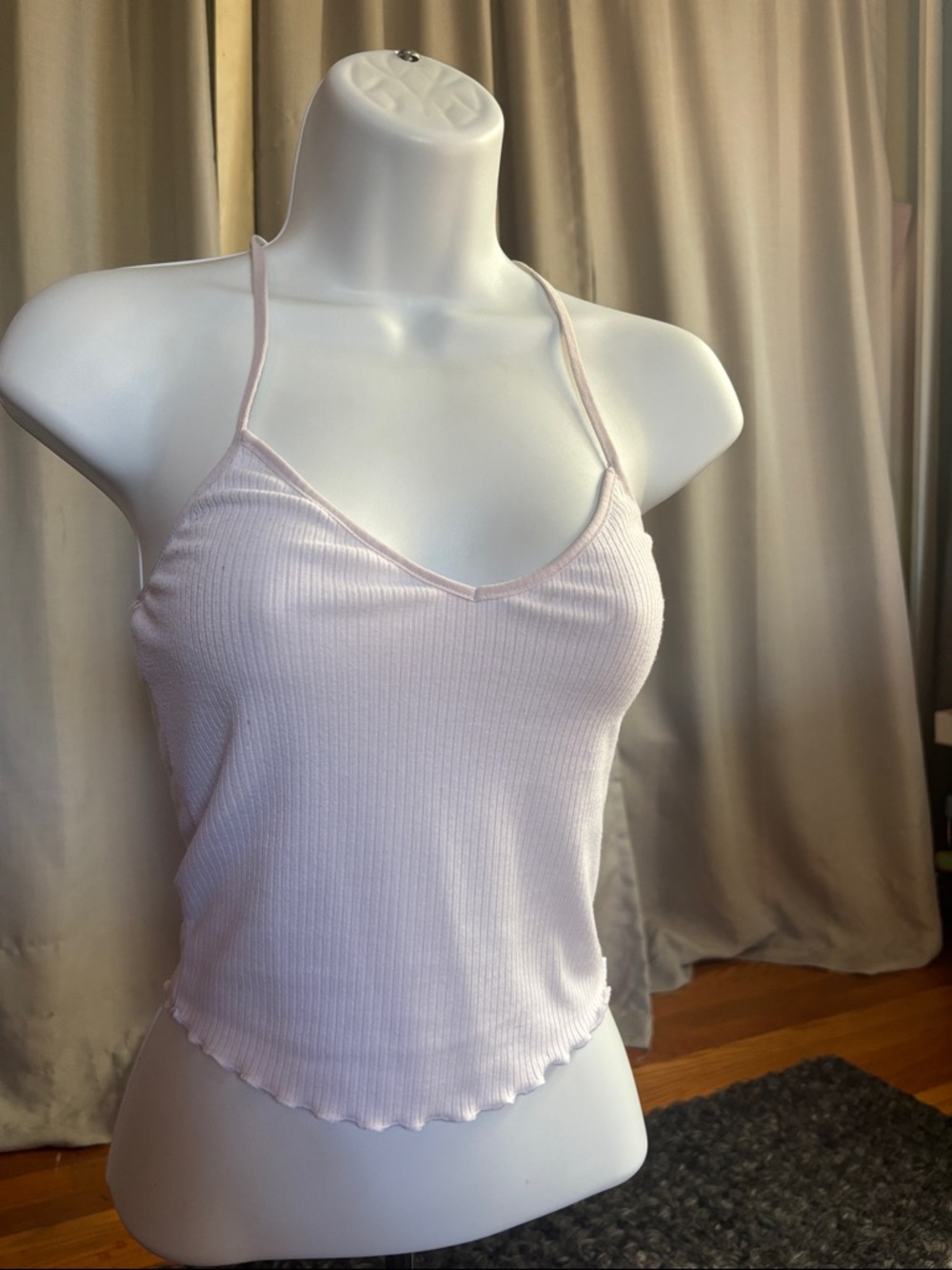 Bozzolo Pale Pink Ribbed V-Neck Cami with Lettuce Hem